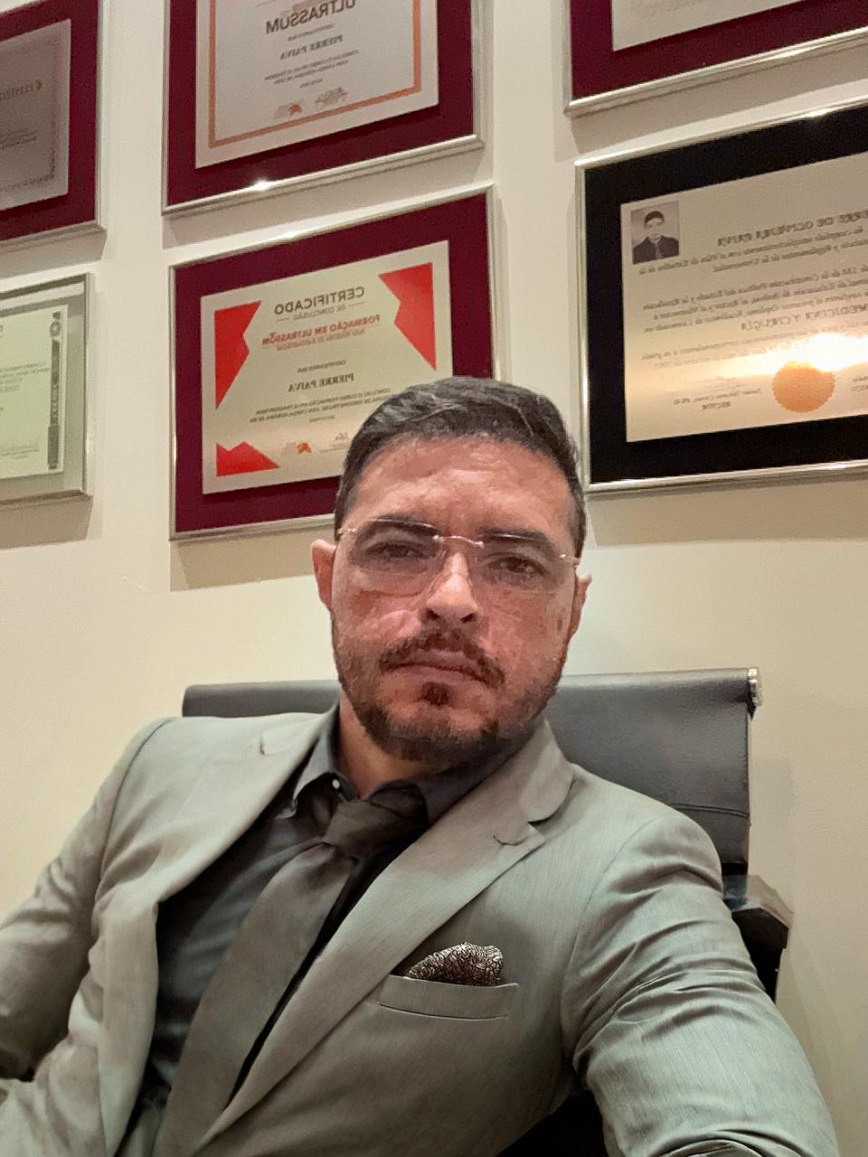 Dr. Pierre Paiva